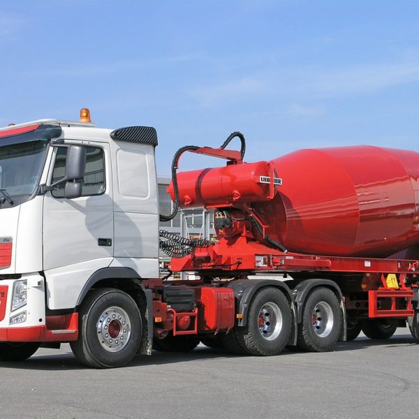Truck mixer

Water capacity                          12.90 m³
Geometric drum capacity       20.70 m³
